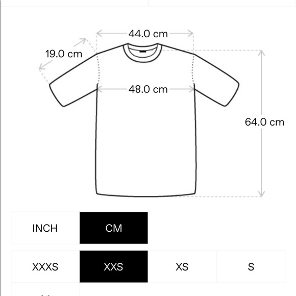 GUCCI sequin logo t-shirt - Picture 6 of 9